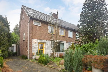 Burgemeester Van Veenlaan 82, 7543 AA, Enschede